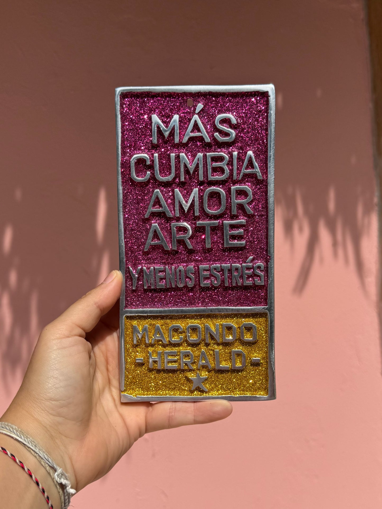 PLACA MÁS CUMBIA/SILVER